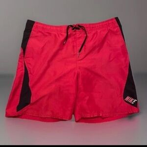 Nike Dri-Fit Shorts Mens Red Black Pockets Elastic Waist Drawstring Swim Trucks